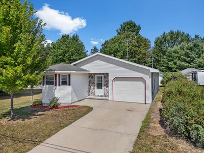 305 S Main St, Roscommon, MI, 48653