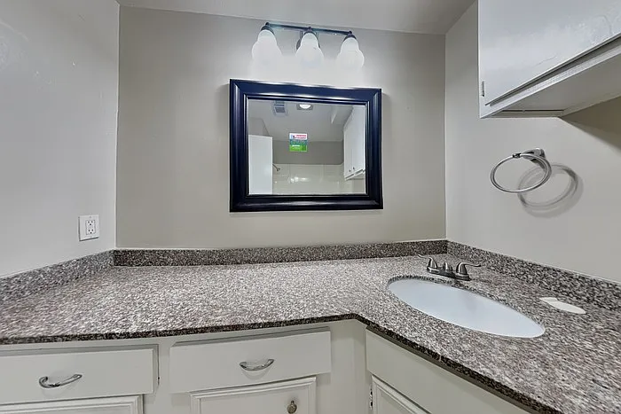 7731 Bunker Wood Ln — Photo 17