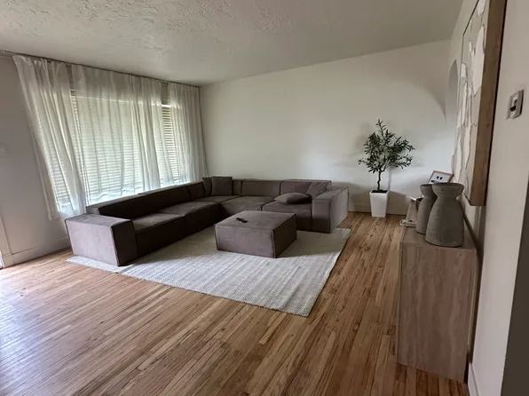 9706 S Poppy Ln, White City, UT 84094