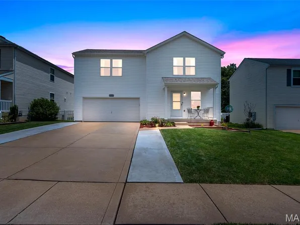 220 Preserve Park Pl, O'Fallon, MO 63385