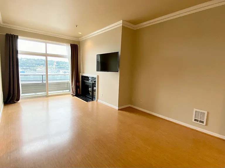 1504 Aurora Ave N #506 — Photo 8