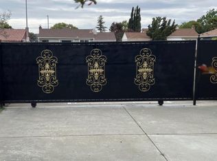 21828 Redwood Rd, Castro Valley, CA 94546