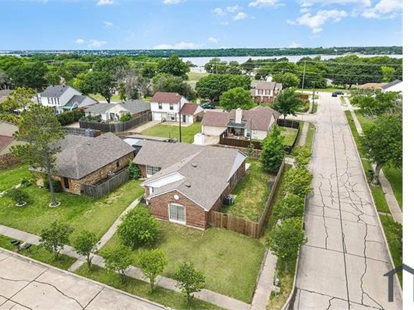 4617 Carmel Ln