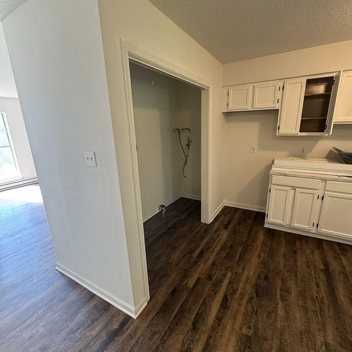 2 bed, 1.0 bath, 992 sqft, $1,495 — Photo 3