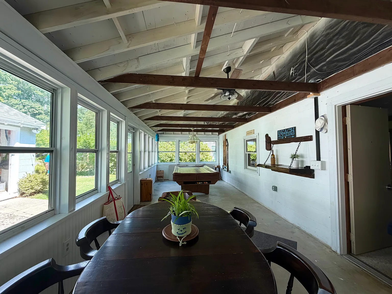3 bed, 1936 sqft, $2,200 — Photo 3