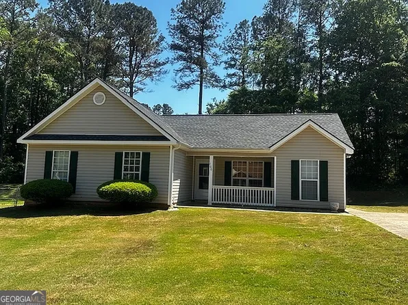 106 Ridgefield Cir, Lagrange, GA 30241