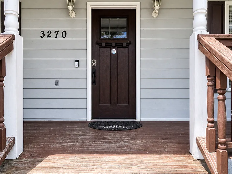 3270 Stratton Ln — Photo 3