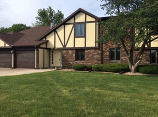 29 Crystal Ct, Pontiac, IL 61764