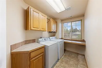 261 Oliver Ct — Photo 25