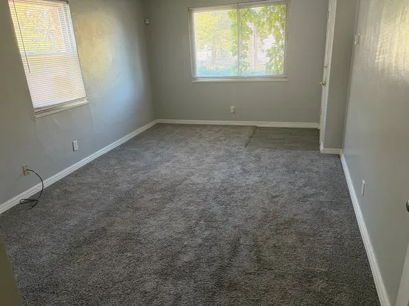 420 E Siebenthaler Ave APT 2, Dayton, OH 45405