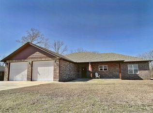 16417 N 573rd Rd, Tahlequah, OK 74464