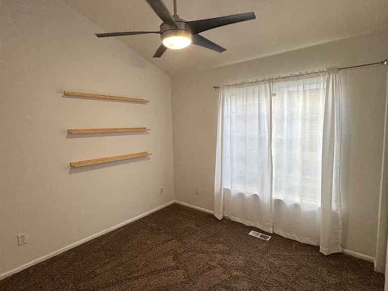 1419 Carlyle Park Cir — Photo 35