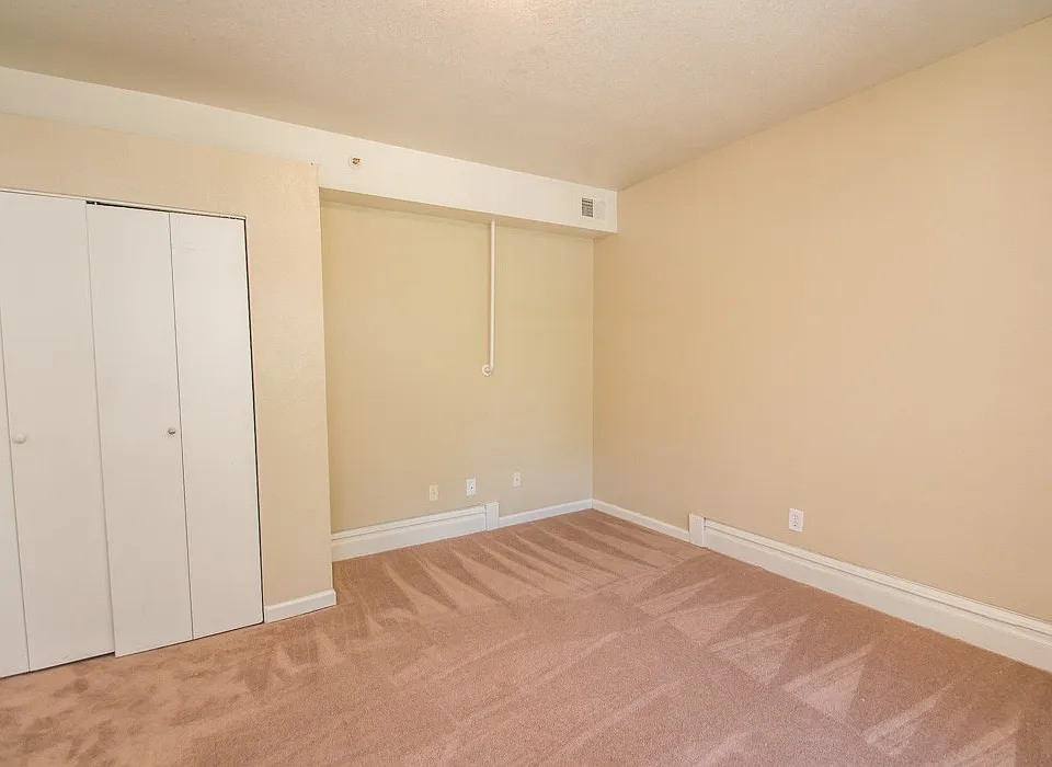 1045 12th Street A Bedroom