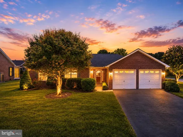 501 Lilac Ln, Martinsburg, WV 25401