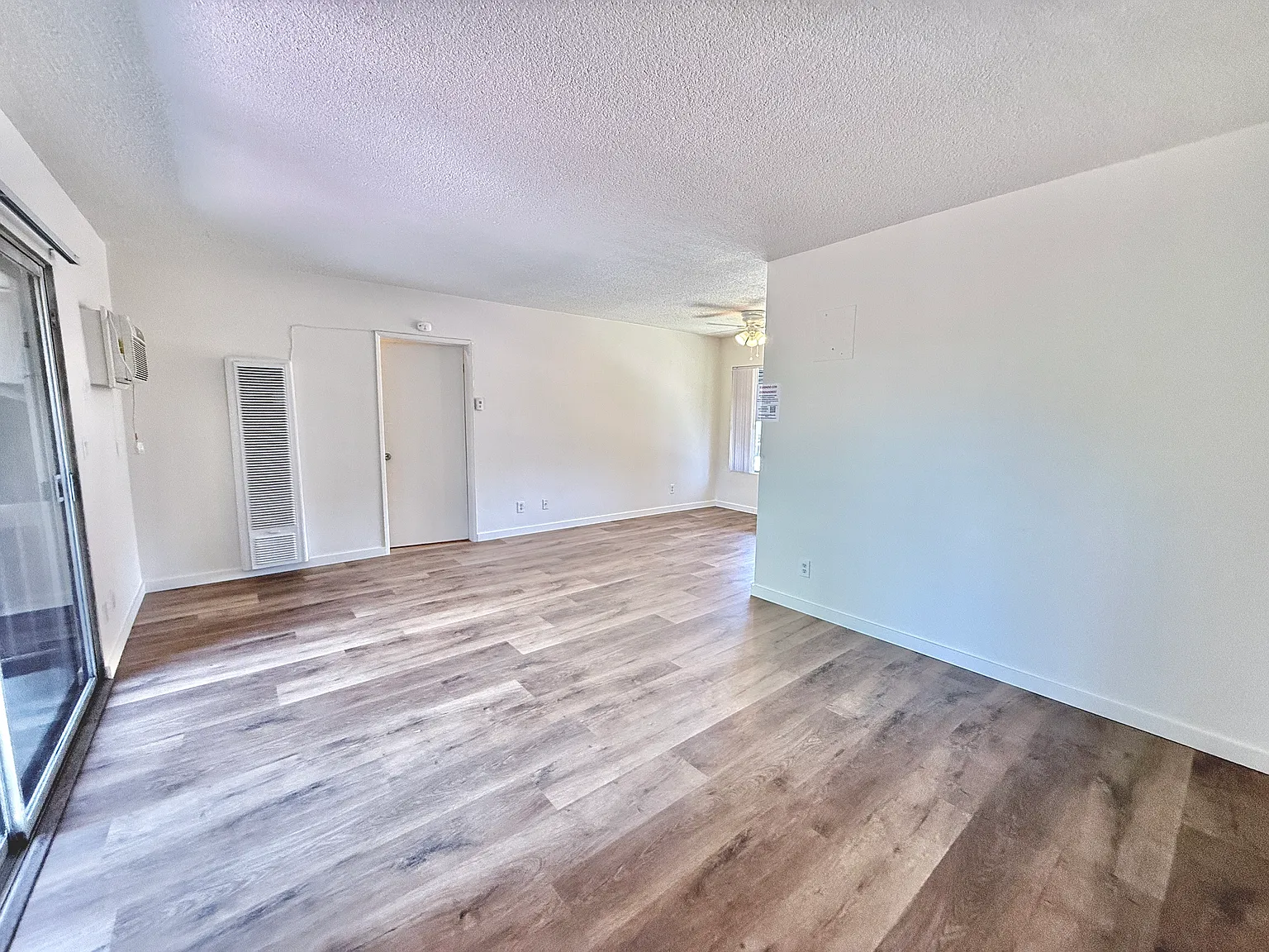 Cedros Ave, Panorama City — Photo 4