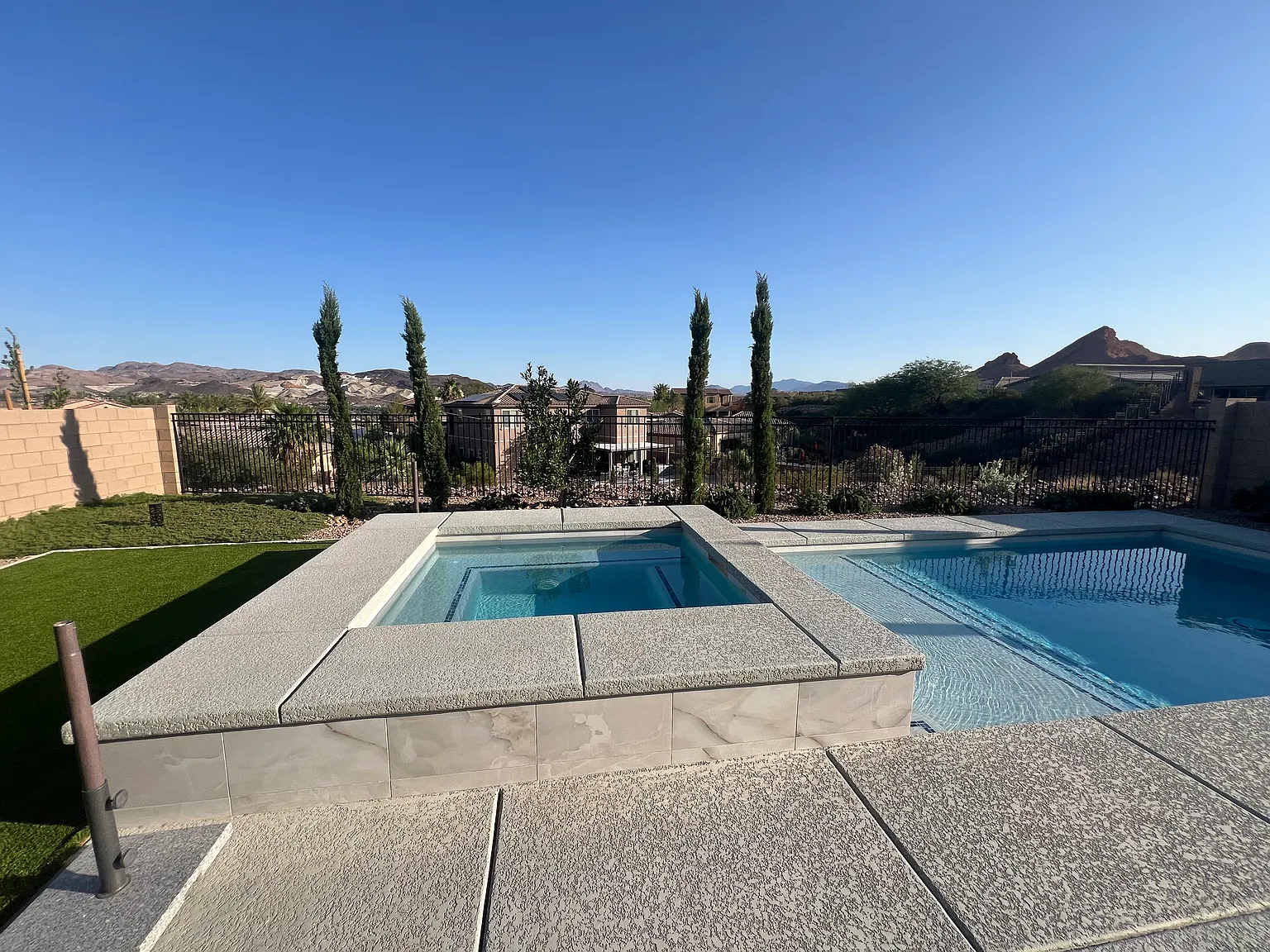 3 bed, 2517 sqft, $4,500 — Photo 3