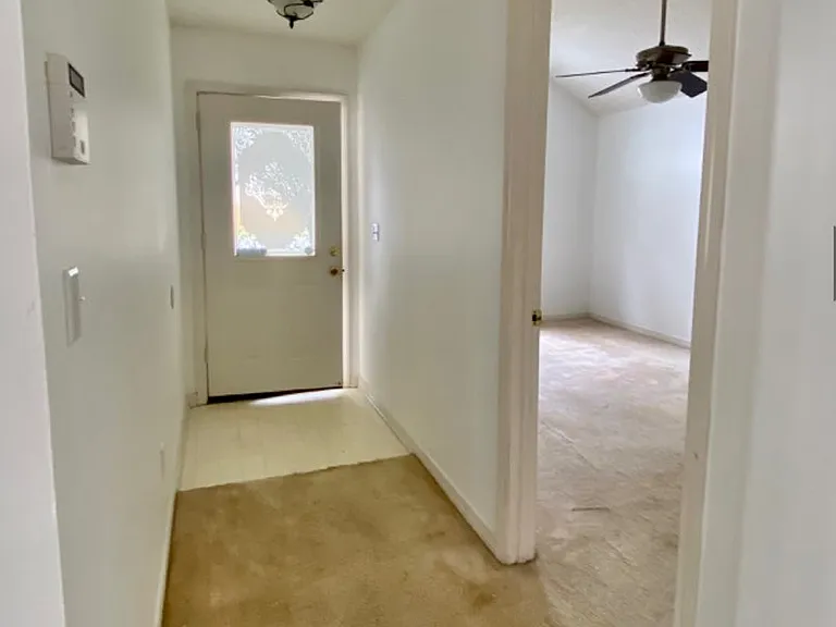 1914 Summer Hills Ln — Photo 6