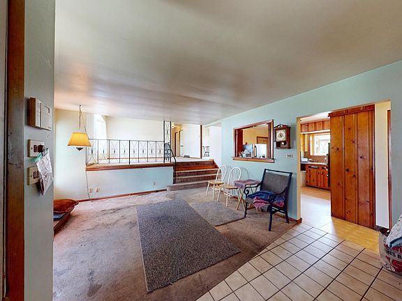3rd image of 10173 Joliet St