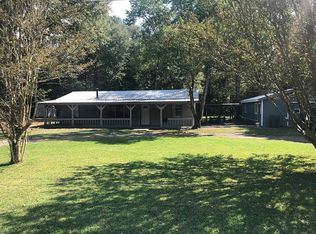 69 Deerfield Rd, Huntsville, TX 77340