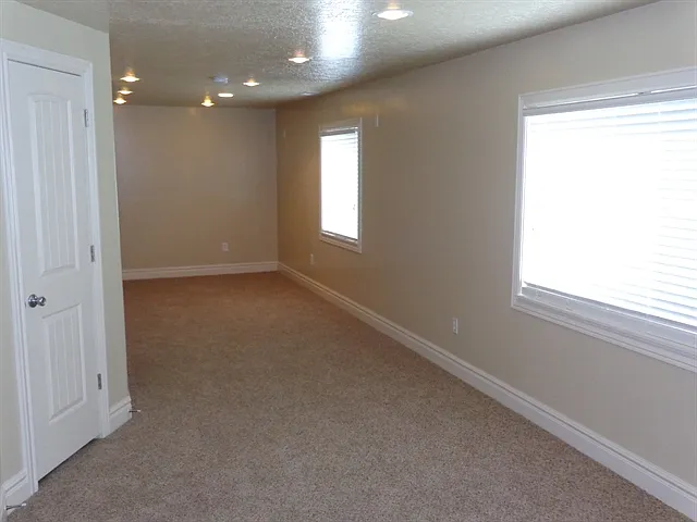 Building Photo - 379 S 410 W