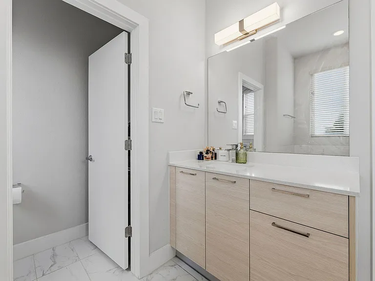 4618 Nichols St #A — Photo 20