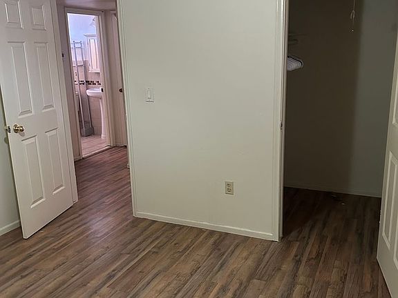 3rd image of 1208 Heywood Ave