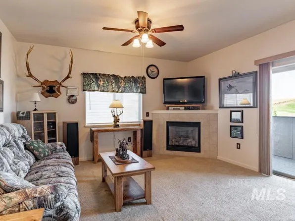 282 Baker St APT 101, Moscow, ID 83843