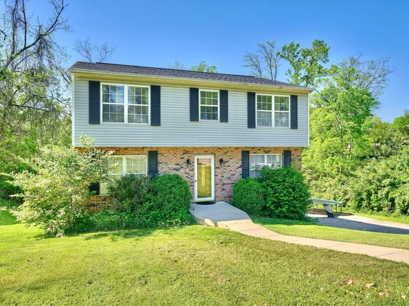 736 Oakland Dr, Taylor Mill, KY 41015