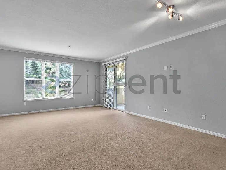 2210 Gellert Blvd #5405 — Photo 2