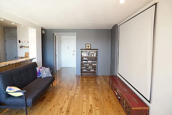 Sold by Verus Real Estate | media 17