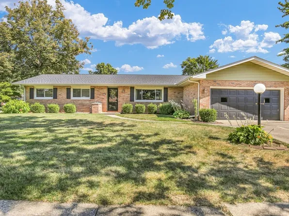 1918 Robert Dr, Champaign, IL 61821