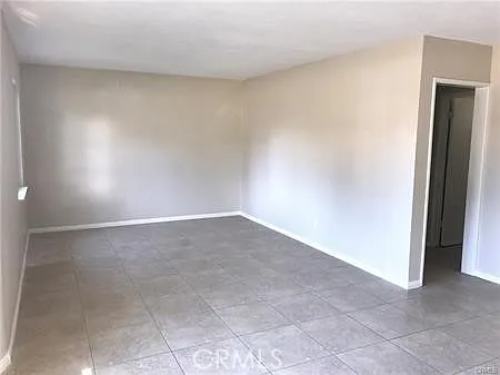 3975 Eileen St — Photo 13