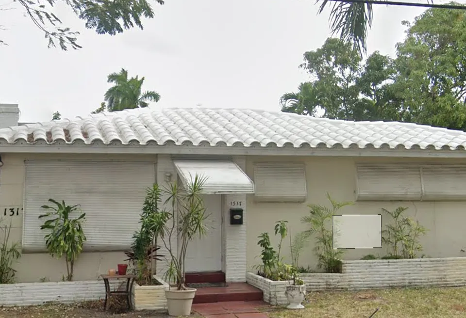 1317 N 19th Ave unit 2 Hollywood FL