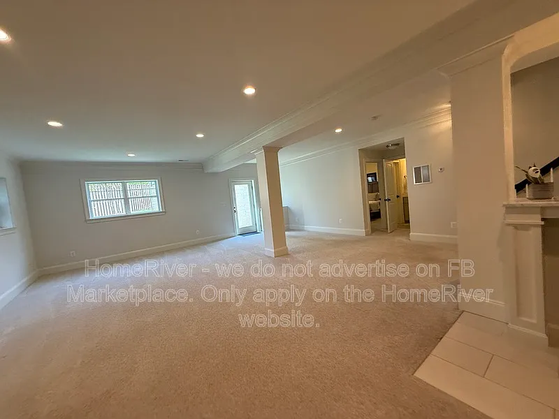 Building Photo - 1701 Bradmore Ct
