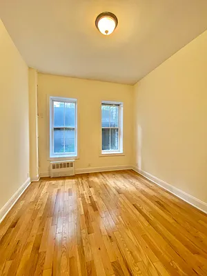 Rented by Waverly Realty Associates | media 7