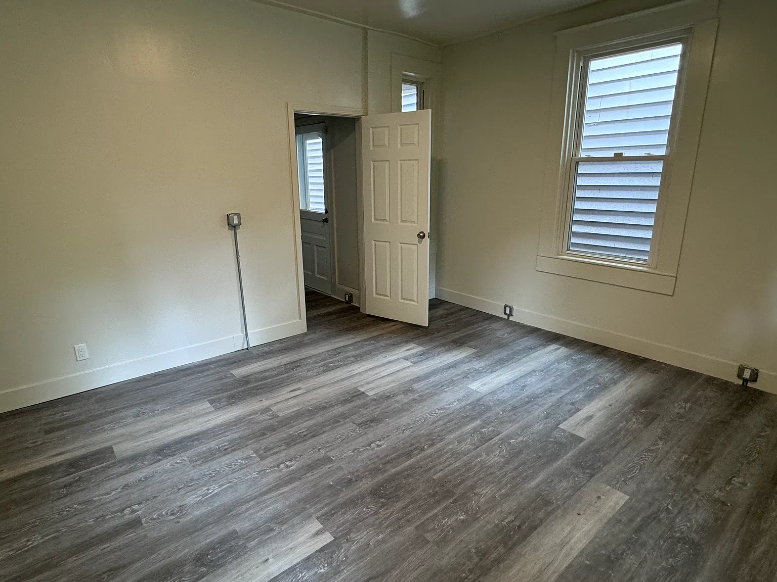 622 Riddle Rd — Photo 3