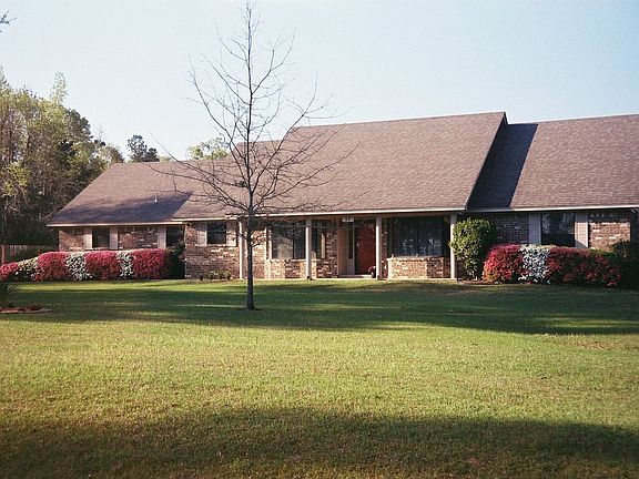2nd image of 55 Dunham Dr