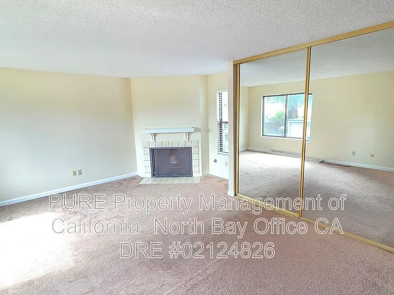 963 Santa Cruz Way — Photo 9