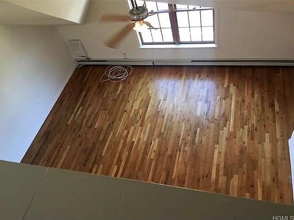 4th image of 74 North St APT 6