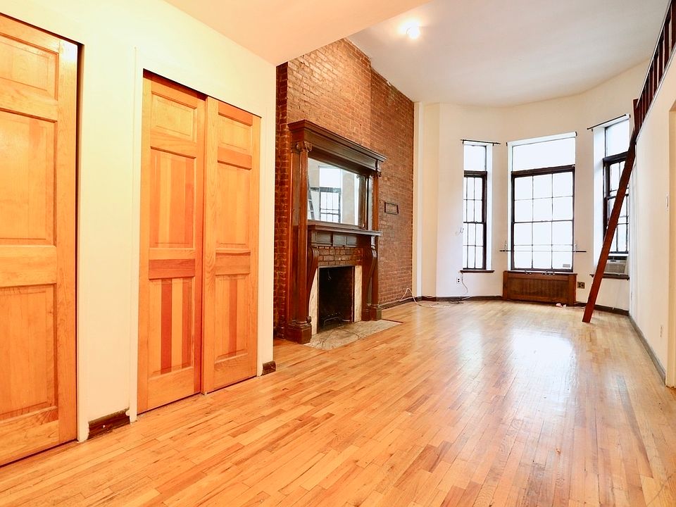 1st image of 116 W 73rd St APT 1a