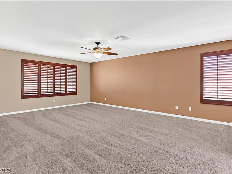 2704 Timber Crossing Ct — Photo 15
