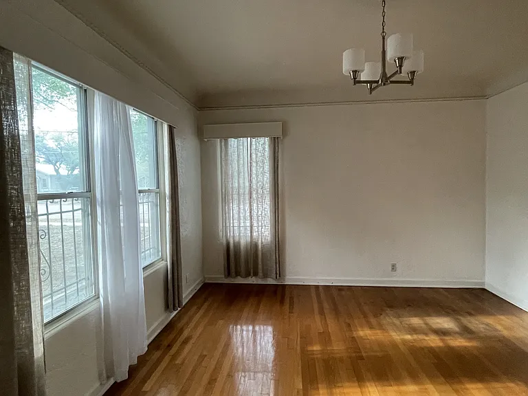 326 E Mistletoe Ave #1 — Photo 11