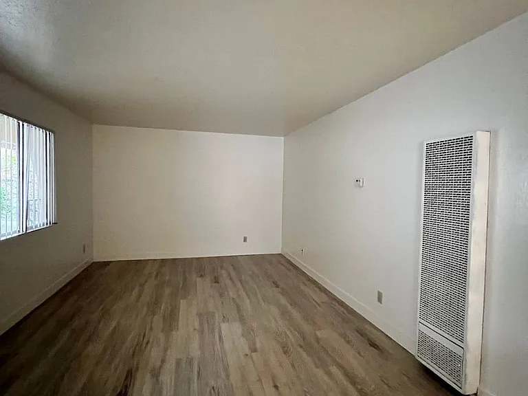 1337 Monte Vista Ave — Photo 2