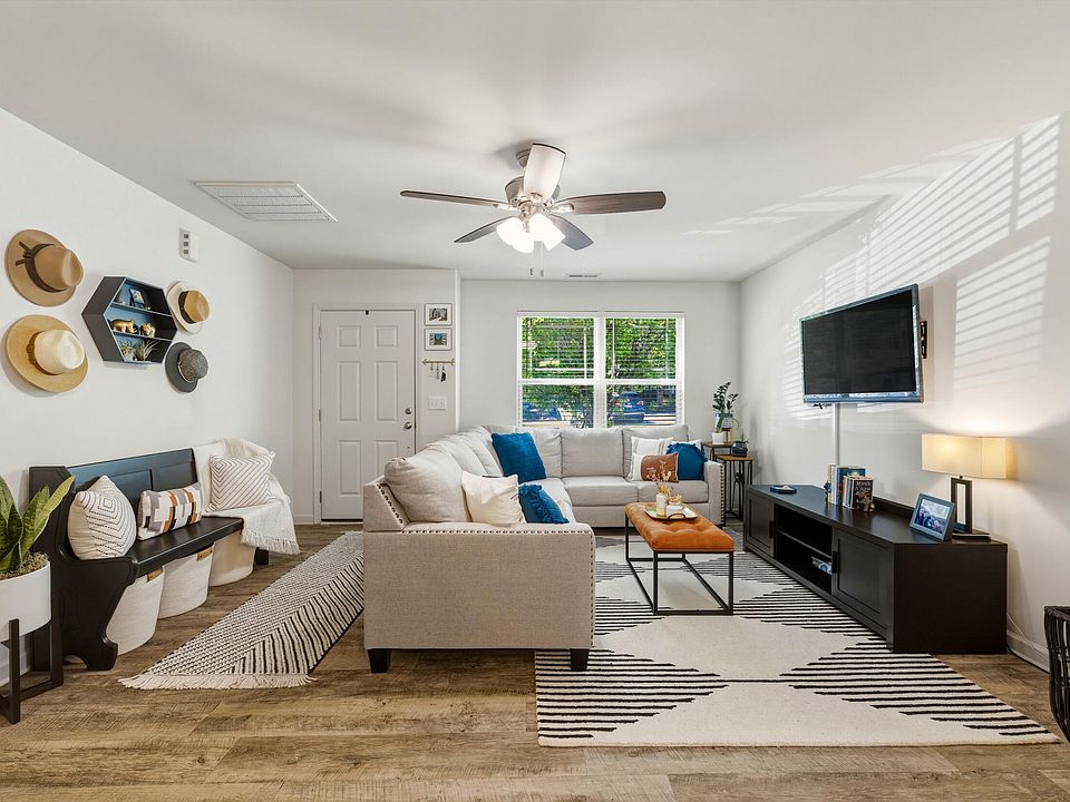 1st image of 3340 Ivey Wood Ln