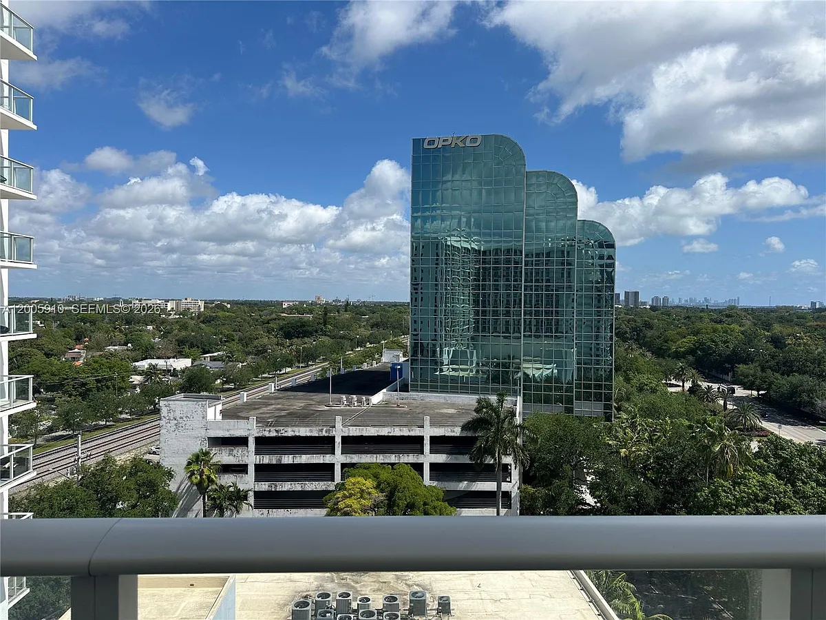 Building Photo - 4250 Biscayne Blvd #1004