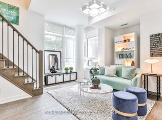 92 McGill St, Toronto, ON M5B1H6