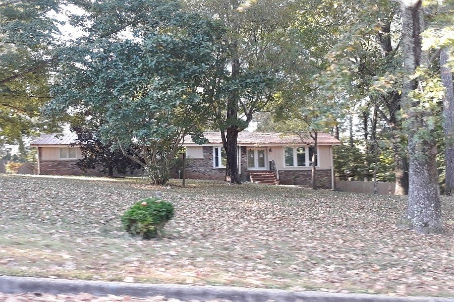 1st image of 1970 Craigmont Blvd
