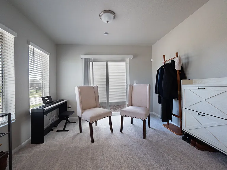 9460 Oro City Loop — Photo 3