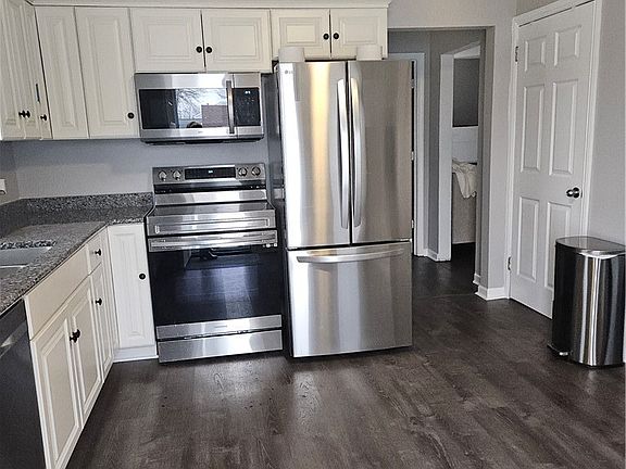5th image of 1214 Saunders Sett Rd