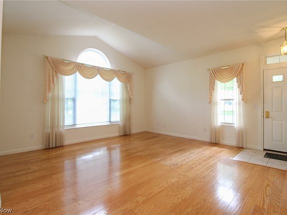 5th image of 5645 Clingan Rd Unit 7B
